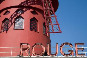 c70-paris_rouge.jpg