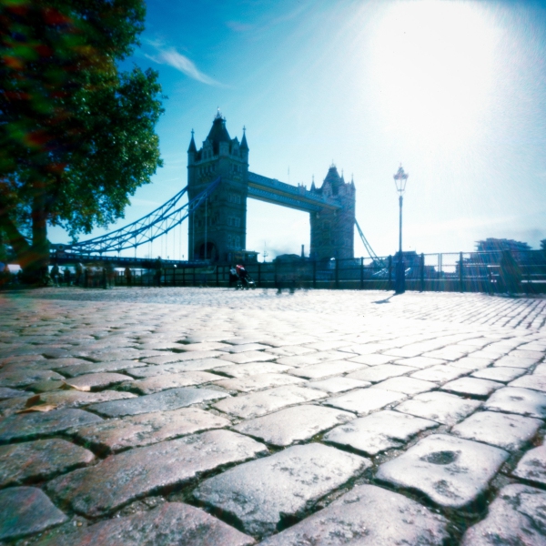 Tower Bridge, Ondu Pinhole, Fuji Provia 100f