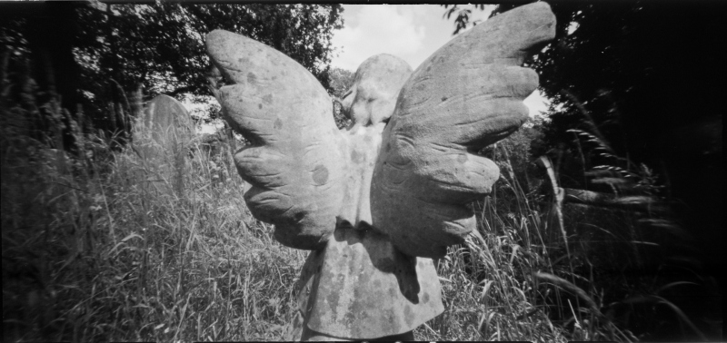 St Peters in the Forest, Ondu Pinhole